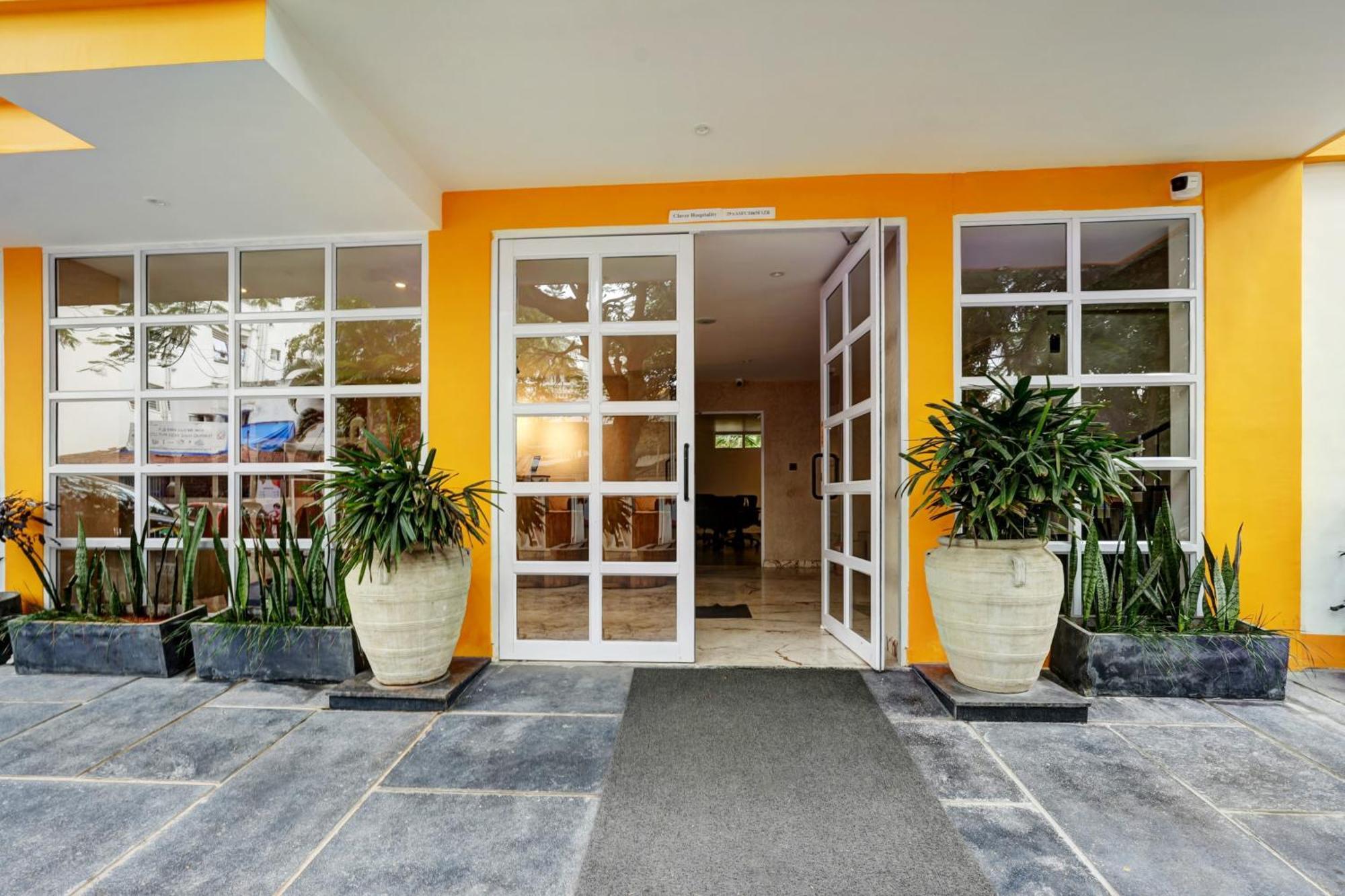 Astra Hotels & Suites - Koramangala Bangalore Exterior foto